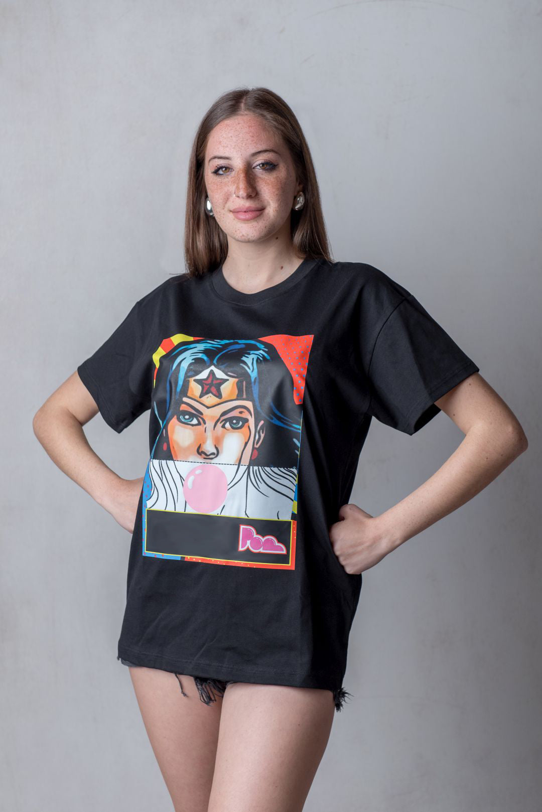 "Wonder Woman" Bubble Gum Tee - Nera