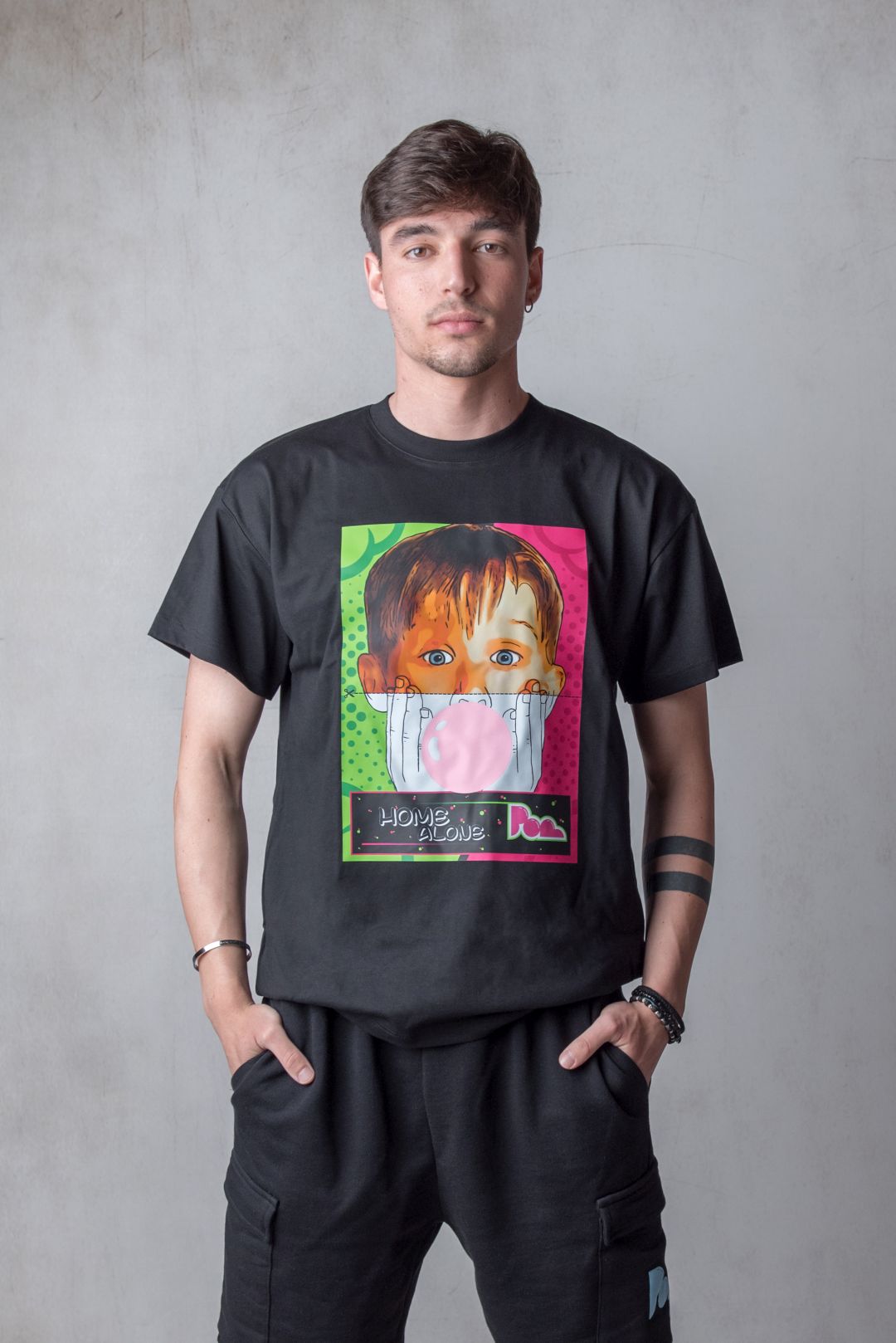 "Kevin" Bubble Gum Tee - Nera